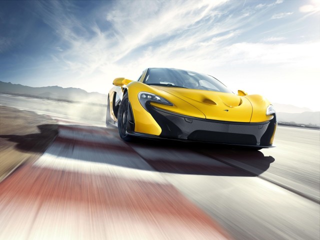 The McLaren P1 2013-1.jpg